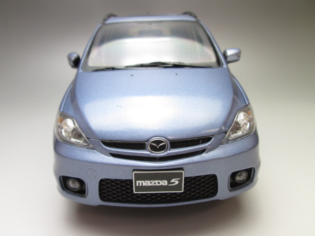 MONDSEE 1/18 MAZDA5 シルバーダイキャストモデル 全面