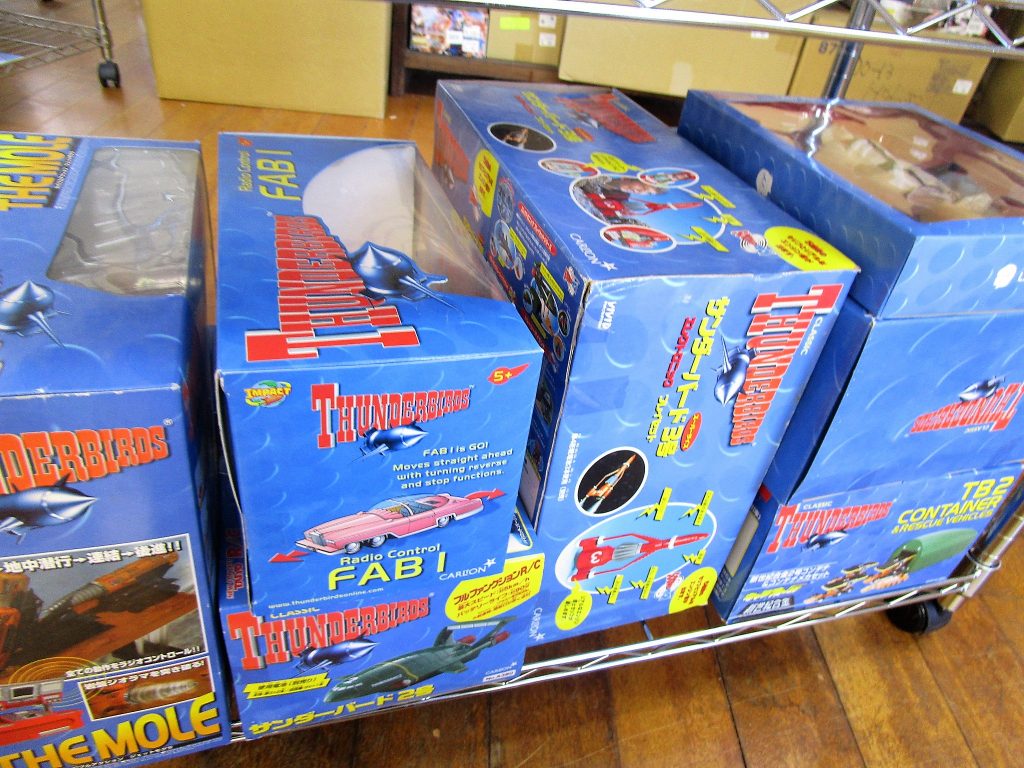 タカラ R/Cサンダーバード2号やジェットモグラ等のラジコンを買取頂きました。