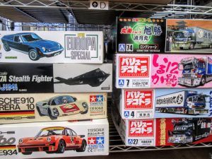 1/12ポルシェカレラなどのビッグスケールの自動車プラモデル