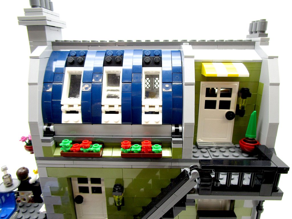 LEGO クリエイター 10243 パリのレストラン 三階の入り口