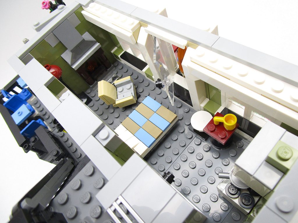 LEGO クリエイター 10243 パリのレストラン 暖炉のあるアパート室内