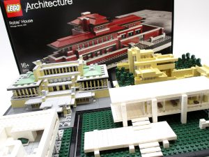 カウフマン邸など、未開封や完成品のLEGO アーキテクチャーを買取させて頂きました！