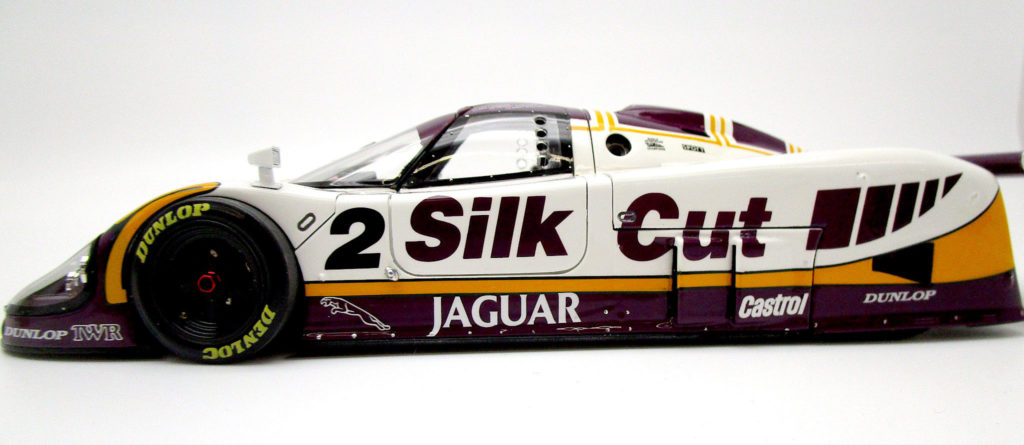 エグゾト 1/18 ジャガー XJR-9 シルクカットの側面