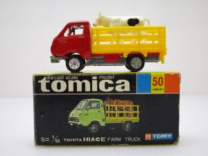 トミカ 50 トヨタ ハイエース 牧場トラック