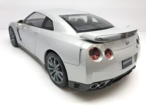 イーグルモス 日産 NISSAN R35 GT-R