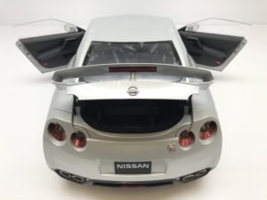 イーグルモス 日産 NISSAN R35 GT-R