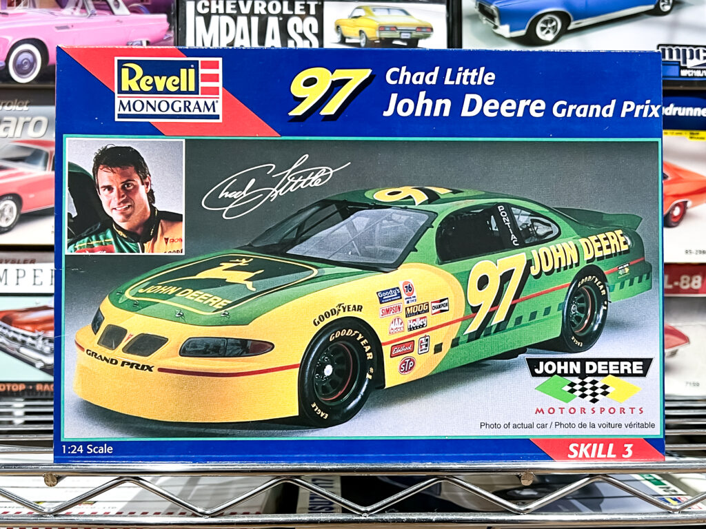 買取させて頂いたレベル モノグラム 1/24 97 Chad Little John Deere Grand Prixなどのプラモデル