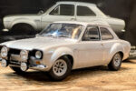 ミニチャンプス 1/18 VW 1600 L 1970