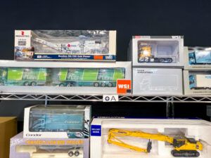 買取させていただいたコマツ 1/50 PC450LC など 建機模型 買取