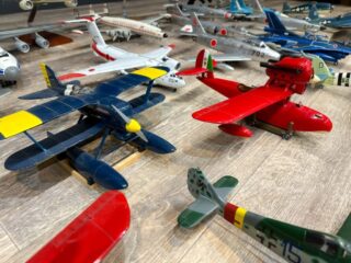 東京都町田市へ、ウイングクラブの完成品飛行機模型の出張買取に伺いました!