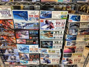 買取実績:ハセガワ VT-1 スーパーオストリッチ など