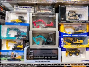 買取実績:ノースコット 1/50 Cat D11R Track Type Tractor 75th など