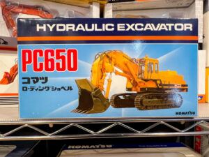 買取実績:1/50 コマツ PC650 ローディングショベル