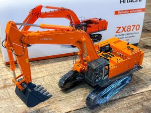 買取実績:1/50 日立 AZ870LCH-3