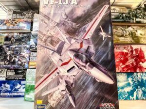 買取実績:ハセガワ 1/72 VF-1J/A バルキリー バーミリオン小隊