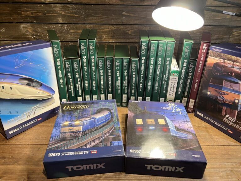 富山県小矢部市より、北陸本線のNゲージ・鉄道模型等を買取させていただきました！