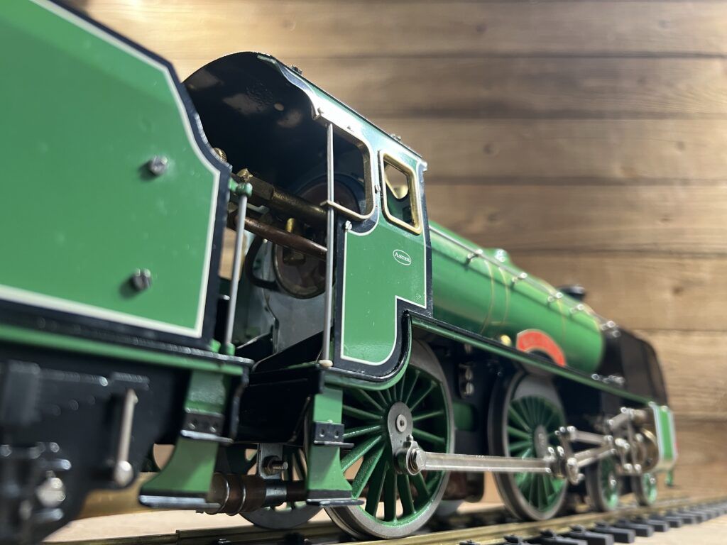 買取実績:ASTER HOBBY 1番ゲージ 1/32 LIVE STEAM LOCOMOTIVE Schools class 動輪