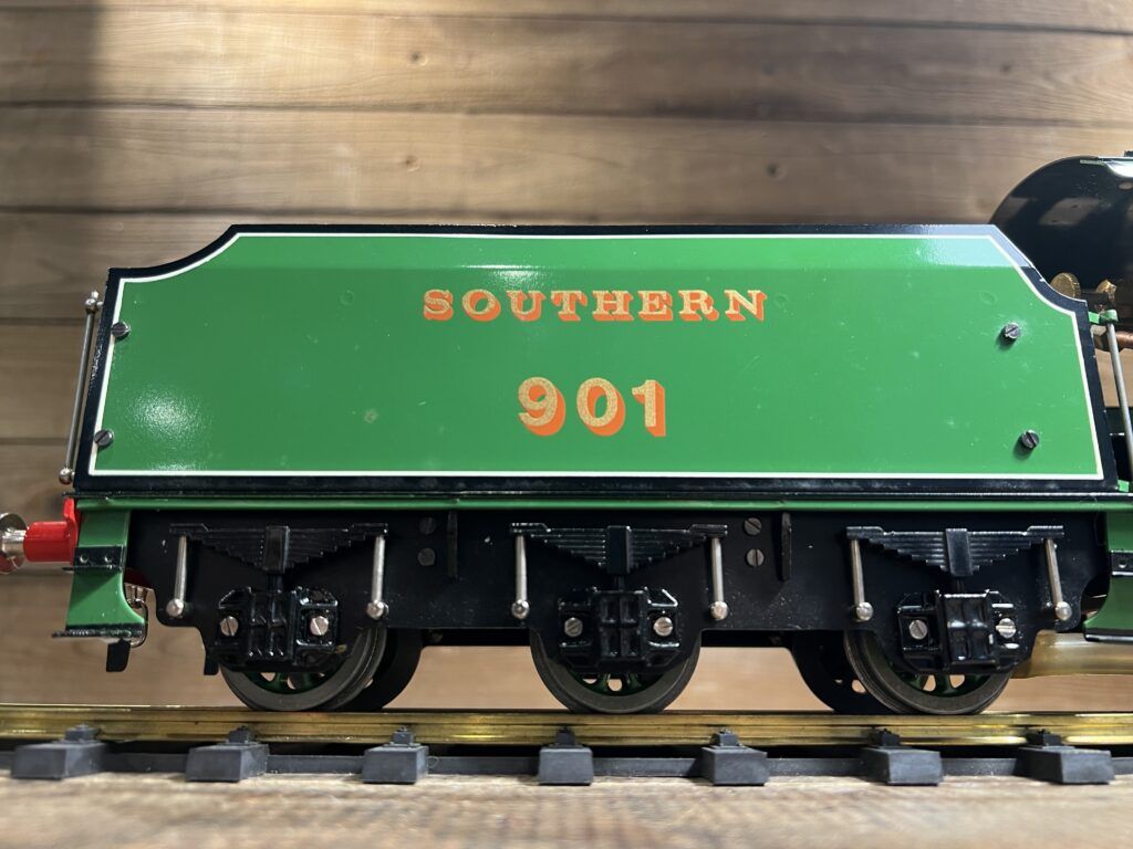 買取実績:ASTER HOBBY 1番ゲージ  1/32 LIVE STEAM LOCOMOTIVE Schools class テンダー