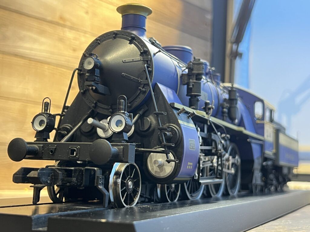 買取実績: メルクリン 54563 1番ゲージ S 3/6形蒸気機関車「ラインゴルト」75周年記念モデル