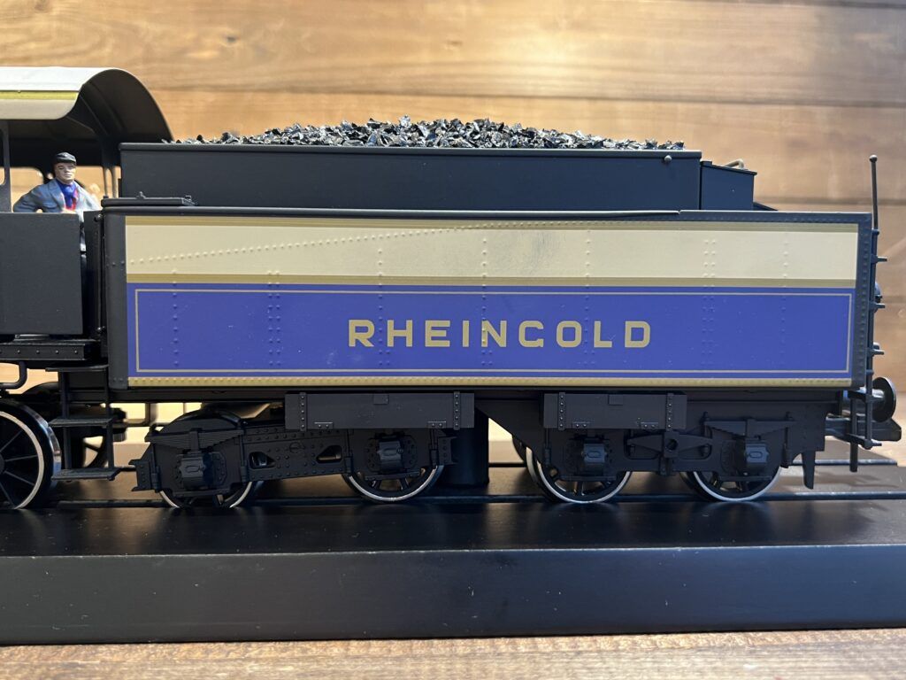 54563 1番ゲージ S 3/6形蒸気機関車「ラインゴルト」75周年記念モデルのテンダー写真