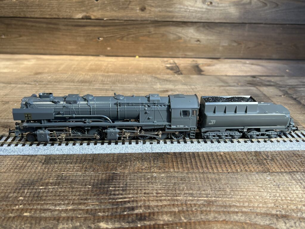 買取実績:メルクリン HOゲージ 3701 BR53を横から写した写真