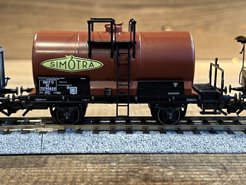 買取実績:メルクリン HOゲージ 貨車シリーズ 4872 DB Private Tank Car "Moha Frankfurt"