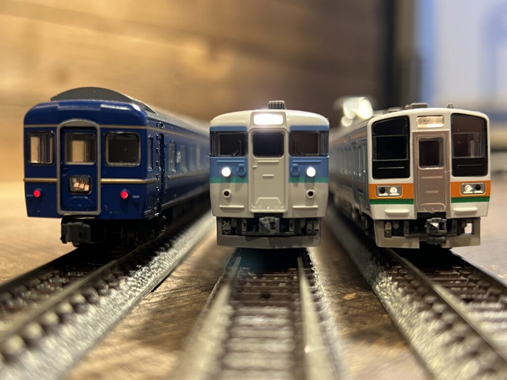 買取実績:TOMIX 92830 115-1000系 長野色C編成セット・TOMIX 92756 JR24系25形特急寝台客車(北斗星・JR東日本仕様Ⅱ)セット・TOMIX 92231 JR211-1000系近郊電車(東北・高崎線)増結セットB
