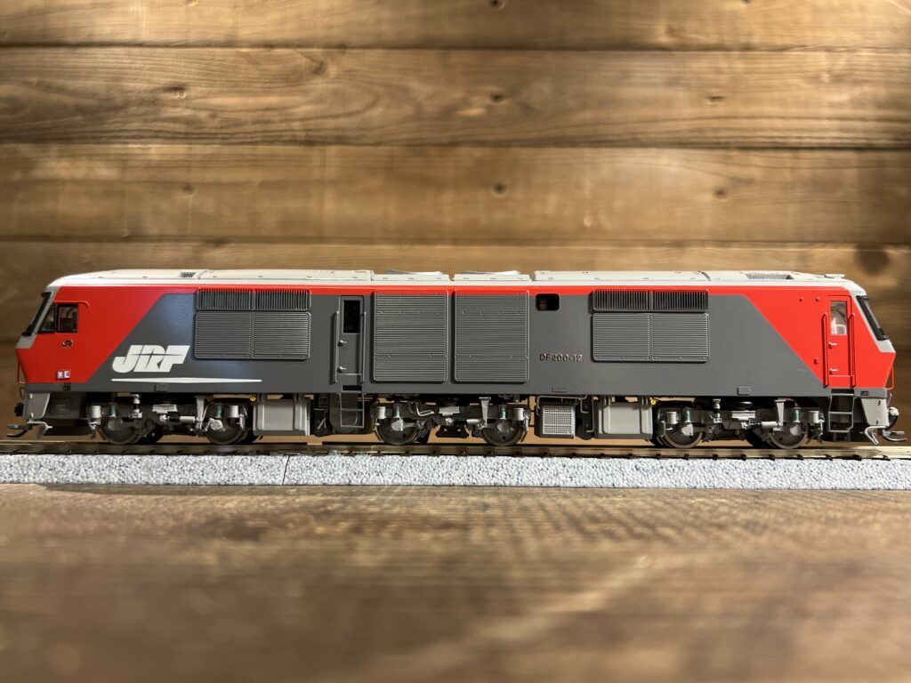 買取実績:ムサシノモデル JRF DF200 4次量産車の側面を撮影