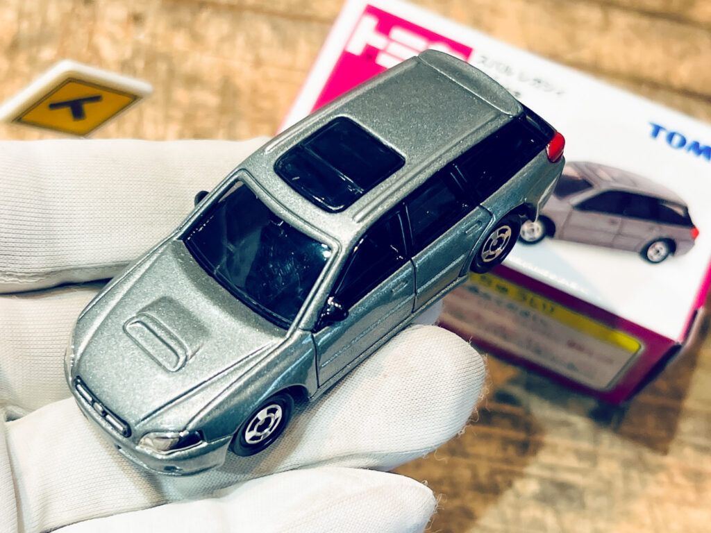 買取実績:トミカ スバル レガシィ 標識付き