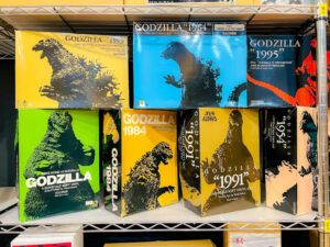 徳島県徳島市より、海洋堂や酒井ゆうじ造形工房などのゴジラシリーズのガレージキットを買取させていただきました！